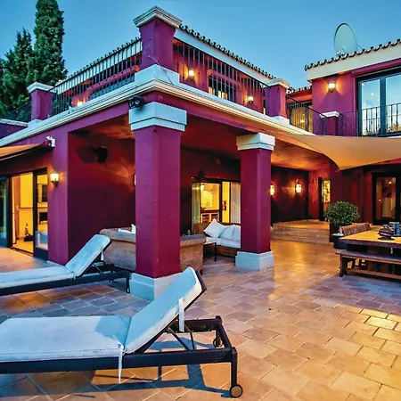 Holiday home Cozy In Elviria With Wifi Marbella